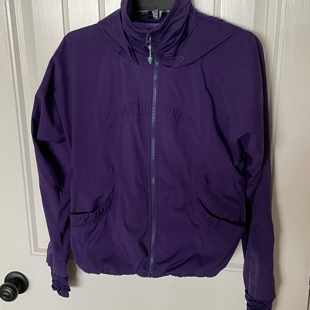 Lululemon Waterproof Windproof Lined Jacket - image 6